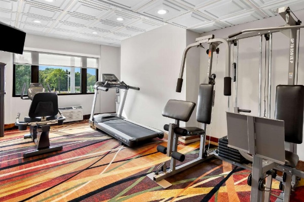 Best Western Knoxville Suites image 10