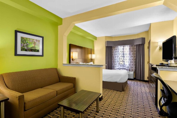 Best Western Knoxville Suites image 11