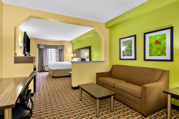 Best Western Knoxville Suites image 8